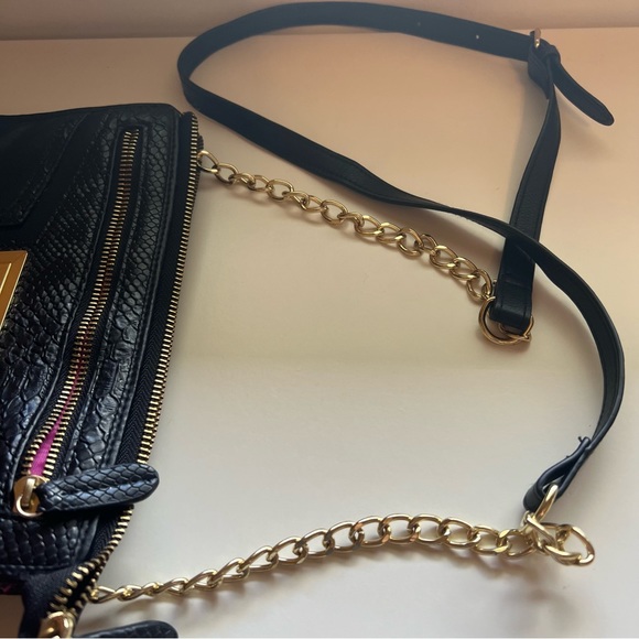 Nicole by Nicole Miller Black Crossbody Purse - Picture 3 of 7